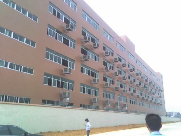 潤東方環(huán)?？照{(diào)讓廠房車間進入避暑模式